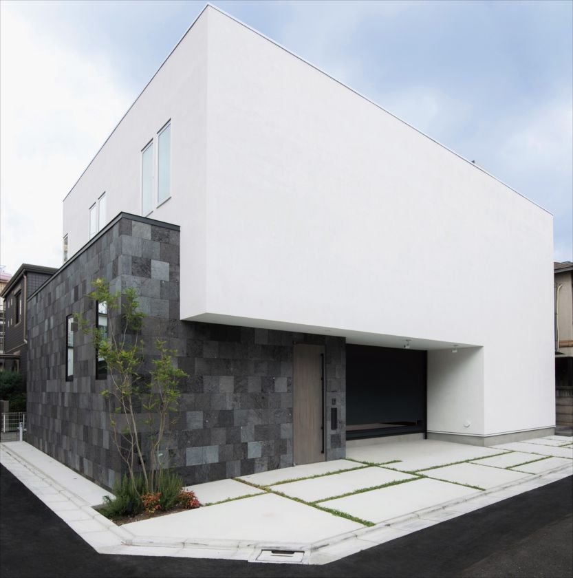 カジャデザイン建築事例「空を占める家」
