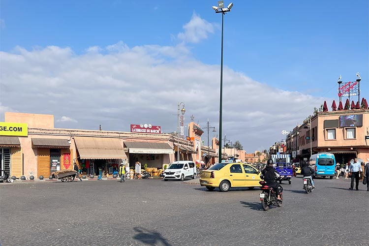 世界を旅する建築会社 カジャデザイン モロッコ マラケシュの旅「メディナ内に広がる街並み」