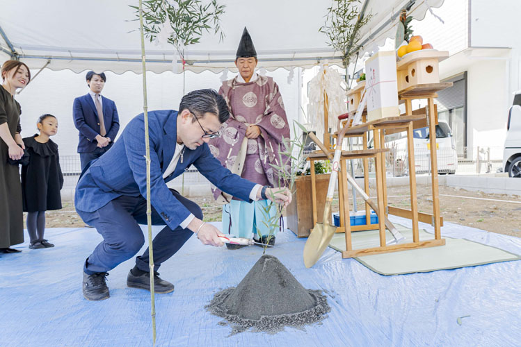 カジャデザイン 地鎮祭 鍬入れの儀