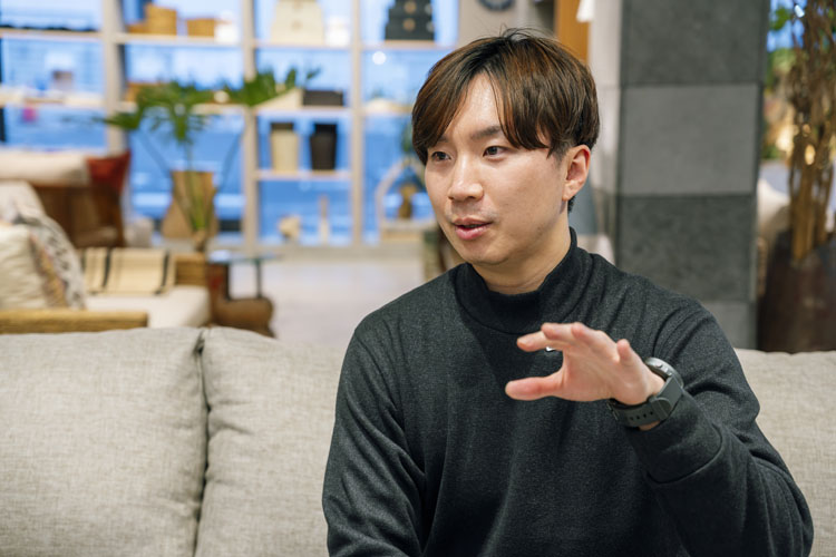 KAJA インテリアショップ 店長